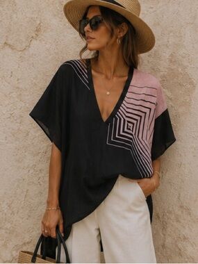 Lise Charmel 100% Silk Resort Cover Up Kaftan Tunic Pink Black Geometric Print